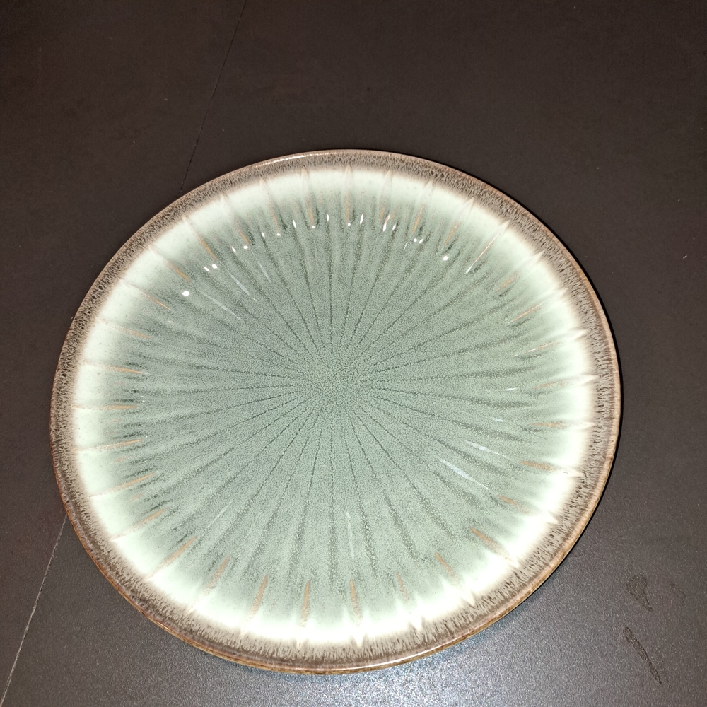 Laurie Gates 1 Nova Green & Brown Dinner Plate. 4 Available